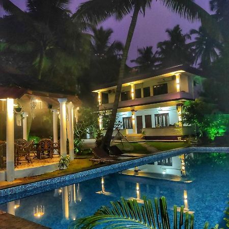 Heaven Goa Guesthouse Benaulim Exteriör bild