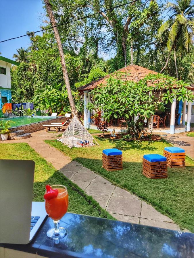 Heaven Goa Guesthouse Benaulim Exteriör bild