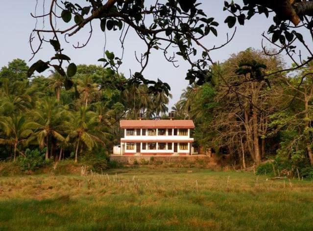 Heaven Goa Guesthouse Benaulim Exteriör bild